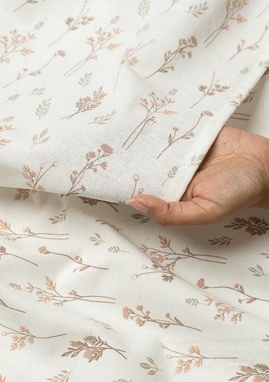 Breeze floral pattern 100% cotton Fabric - Light Reduction - Orange