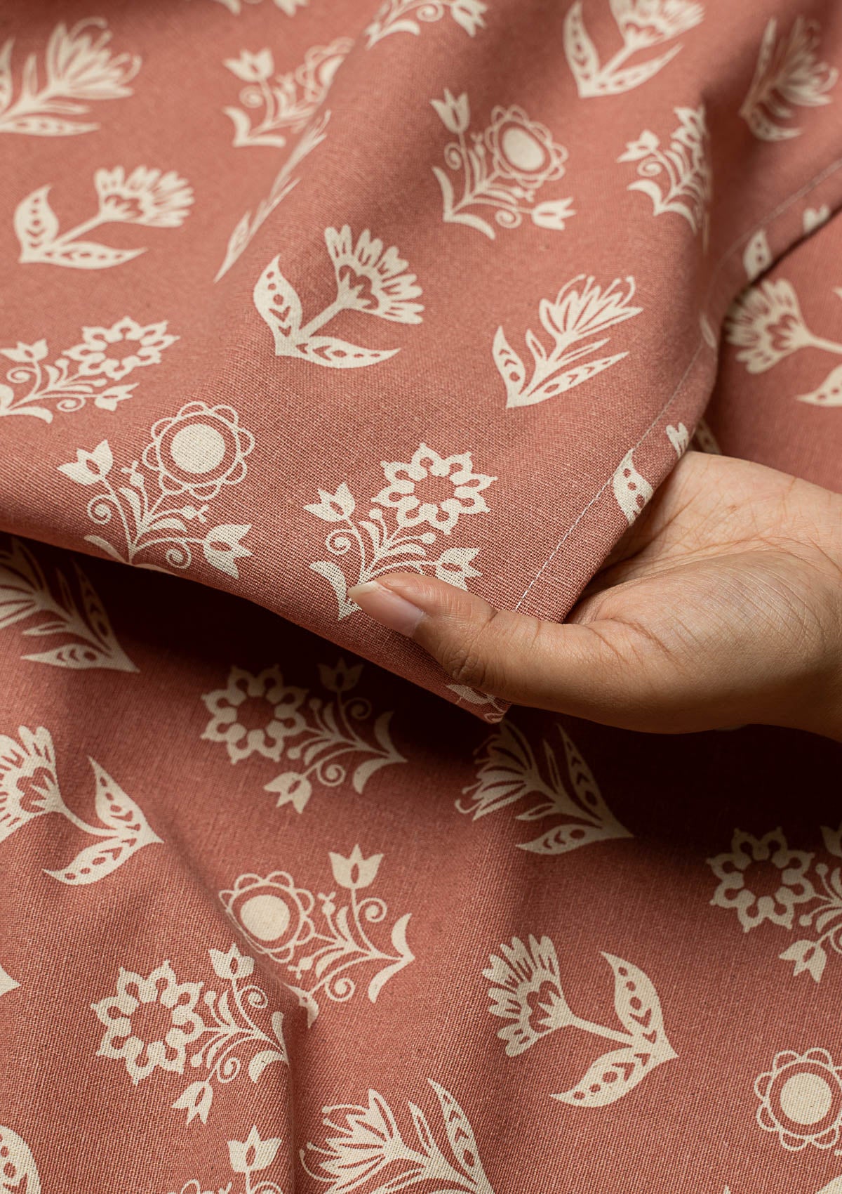 Dahlia printed cotton Fabric - Rust