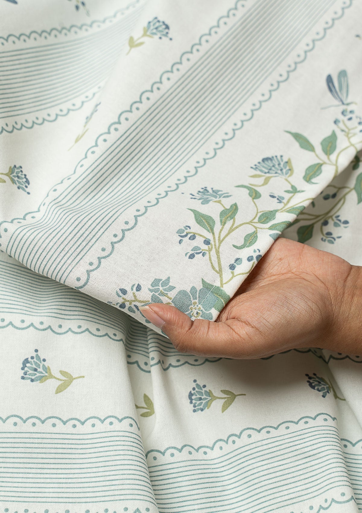 Flutter floral 100% cotton Fabric for living room - Light Reduction - Nile Blue